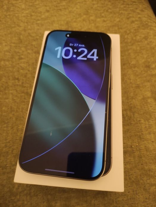 Продам iPhone 15 Pro