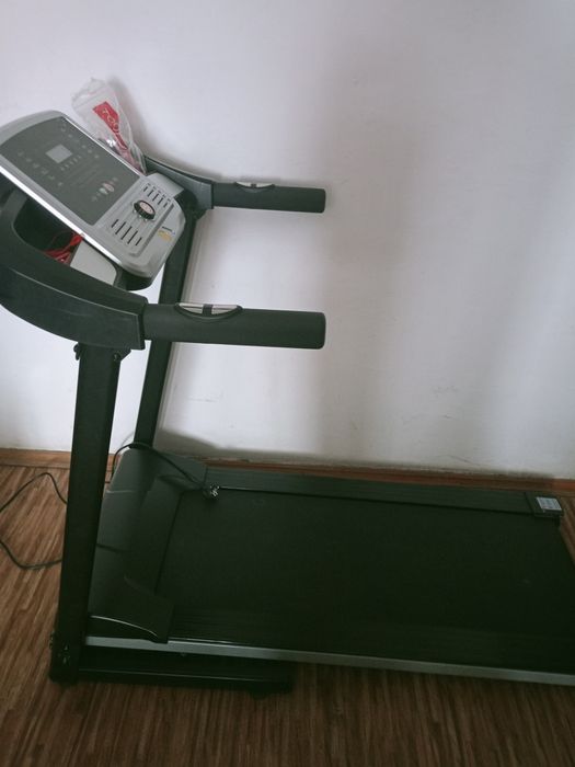 Беговая дорожка.