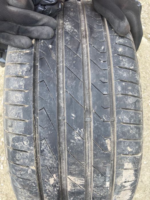 Anvelope vară 245/45/R17