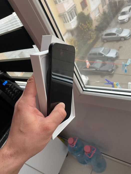 Iphone 16 256gb baterie 100% NOU