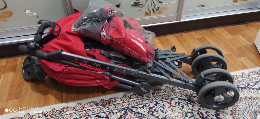 Коляска Chicco Liteway