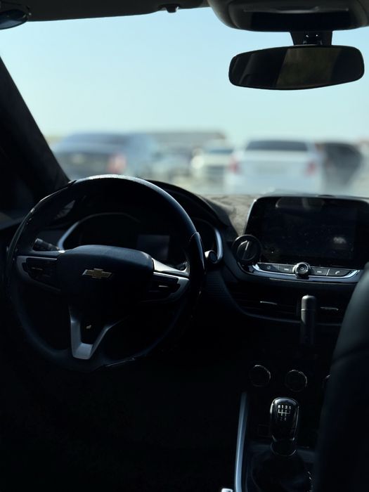 Nukus Chevrolet Onix 3 позиция