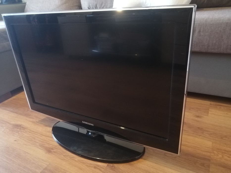 Телевизор SAMSUNG почти даром