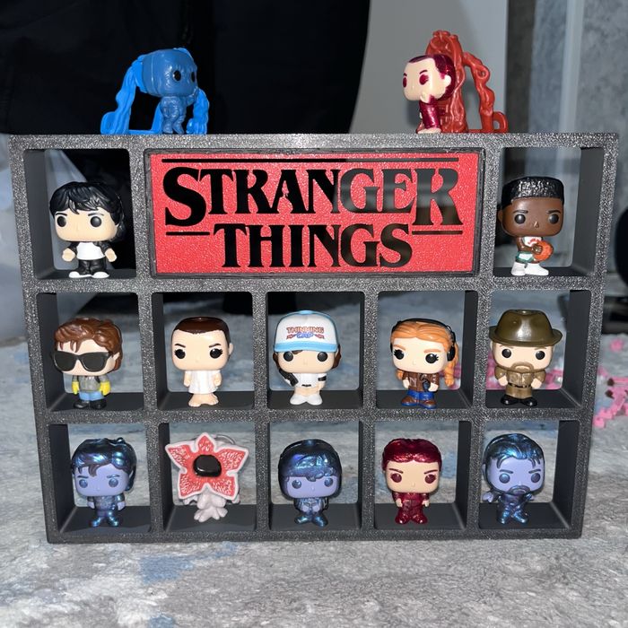 Продам подставку для фигурок