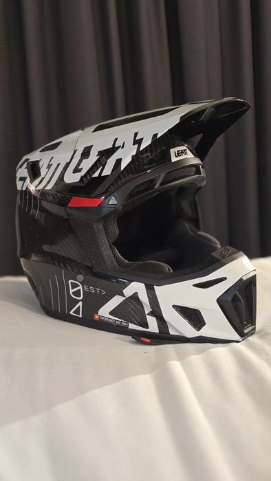 Casca moto Leatt 9.5 Carbon   S