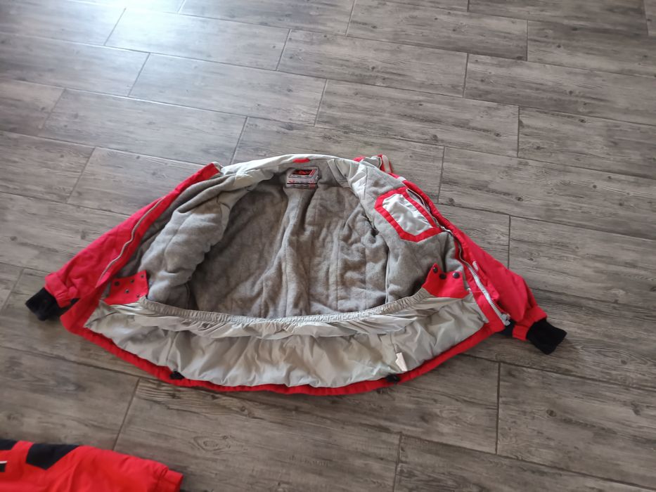 Geci ski ,pantaloni ,salopete adulți și copii diverse modele și mărimi