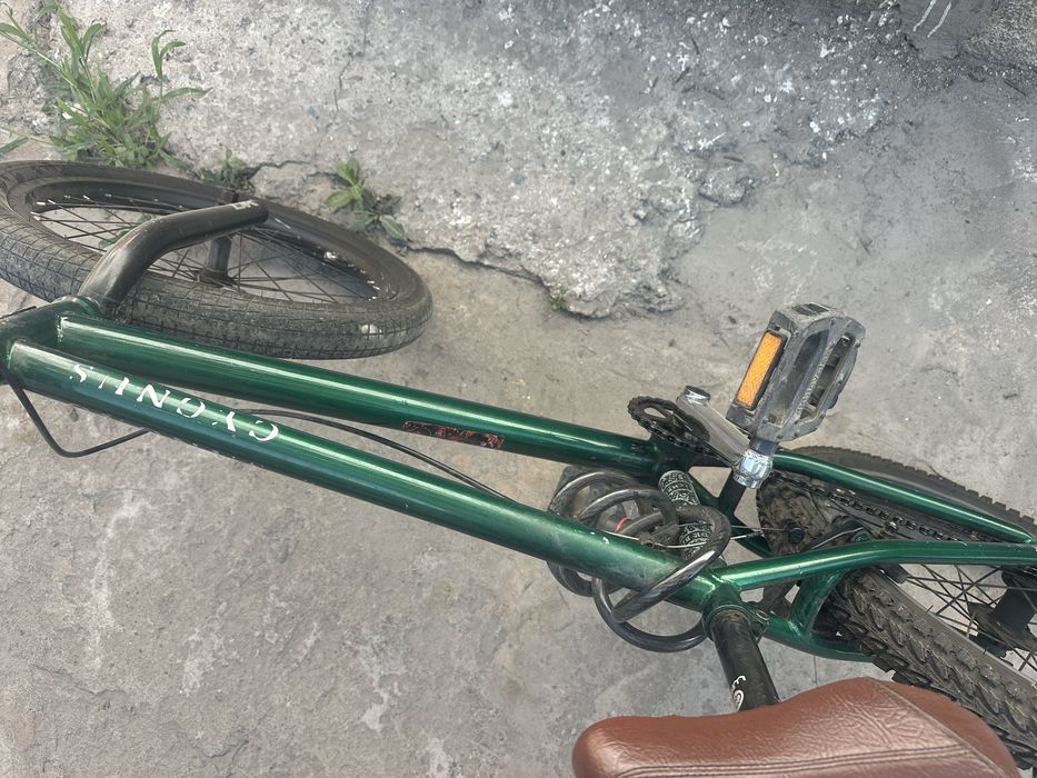 Продам трюковой велосипед BMX