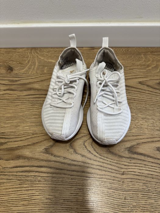 Adidași albi de damă Reebok originali