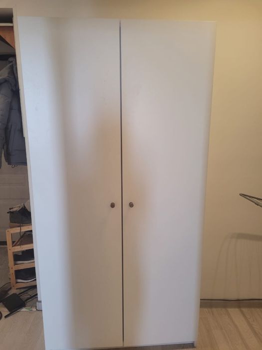 Продам шкаф срочно