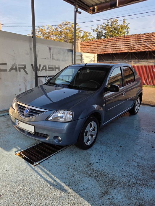 Dacia Logan 1.4 MPI • Echipare Laureate • Interior Duster