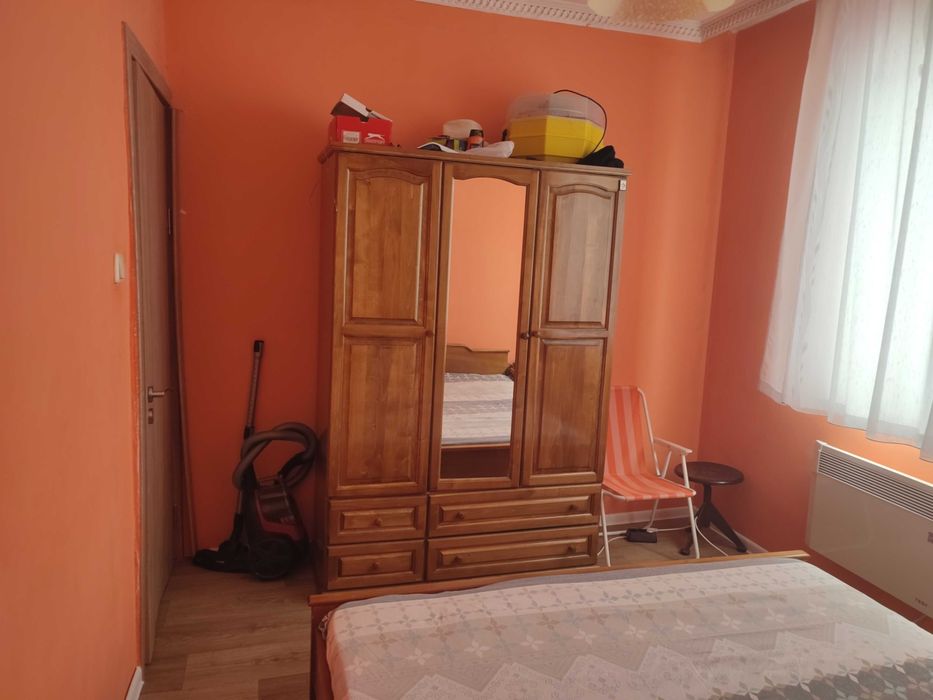 Продава се Тристаен апартамент в Търговище, Център - 80 кв.м за 1269 €/кв.м - Снимка #4
