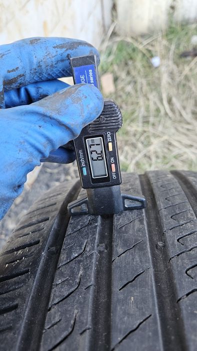 2бр гуми 215 55 17 барум barum