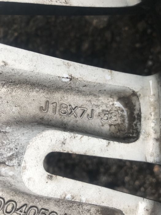 Джанти с зимни гуми 18 цола за Митсубиши Mitsubishi