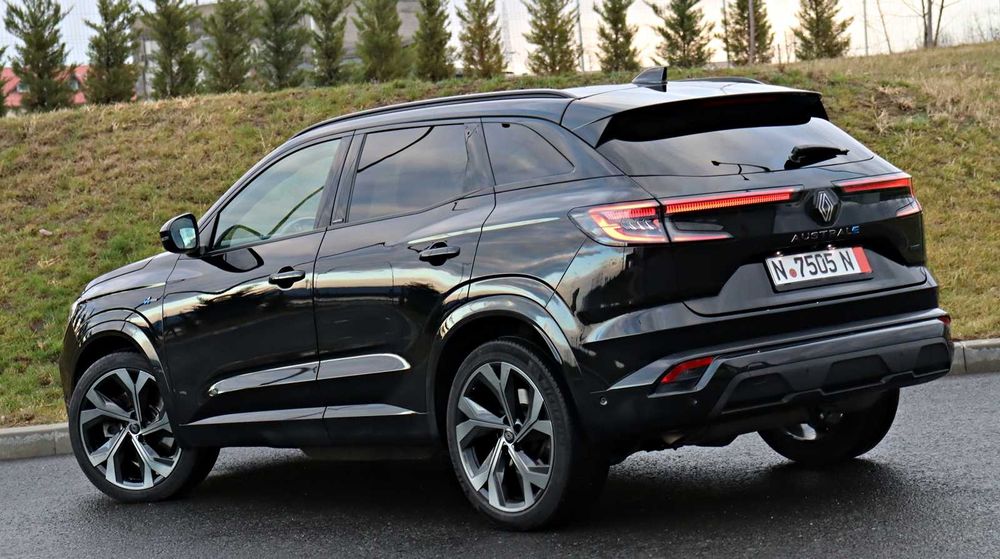 Renault Austral / 2023 / 200 CP / Hibrid / Espirit Alpine / Pano/LED/