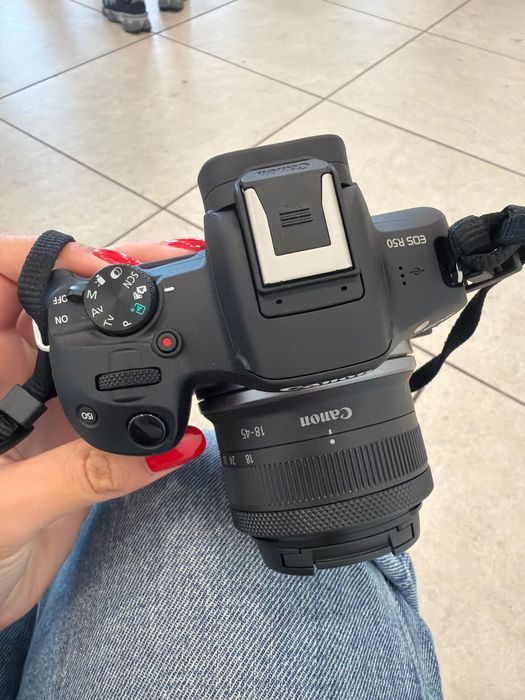 Canon EO5 дигитална камера
