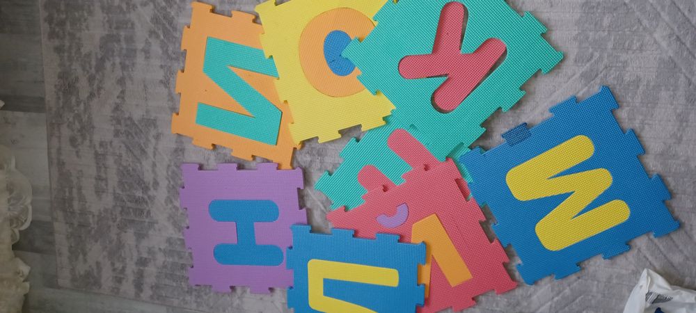 Продавам играчки