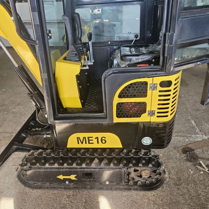 нов китайски мини багер ME 16