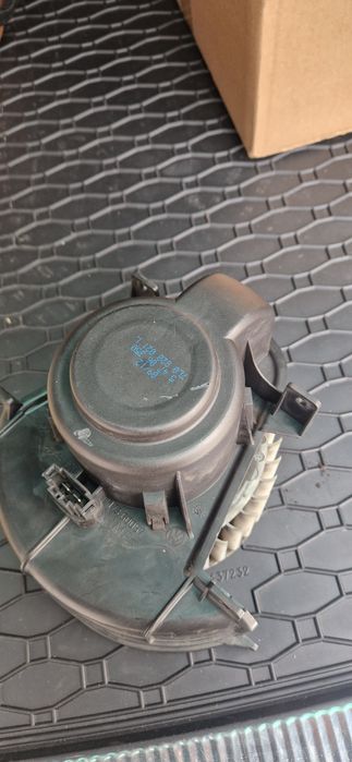 Продавам парното VW Touareg 2007.