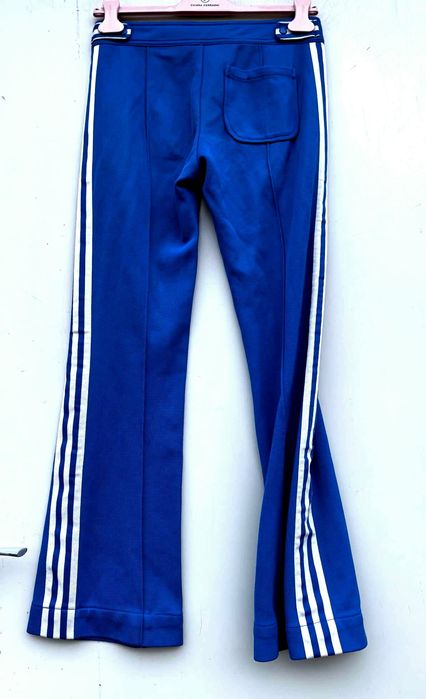Adidas Originals оригинална дамска долница Хс размер