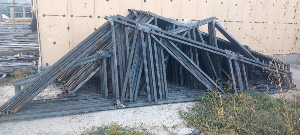 квадратные трубы на стройку