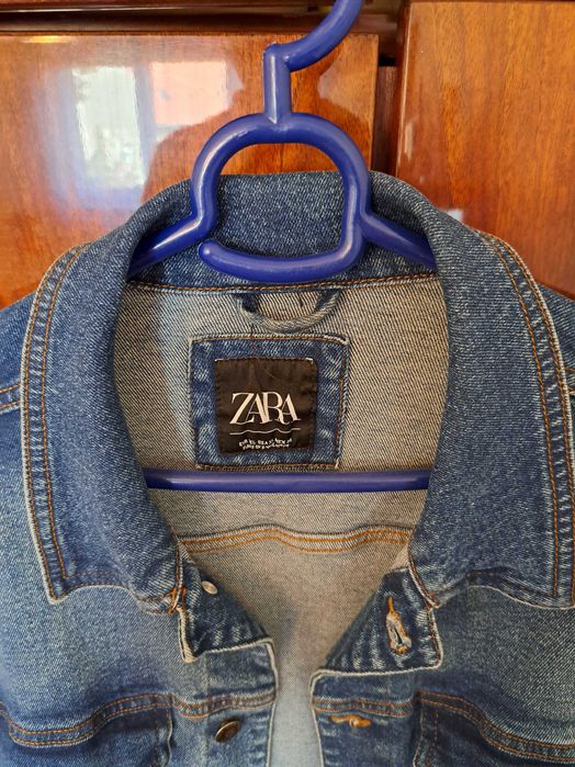 Vand geaca de blugi Zara barbati