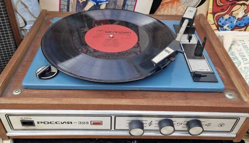 Продаётся проигрыватель