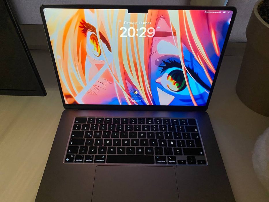 Продам MacBook Air15 (2023)