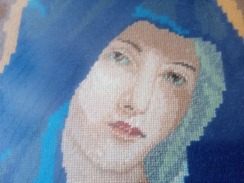 Гоблен Молеща се Мадона / Икона