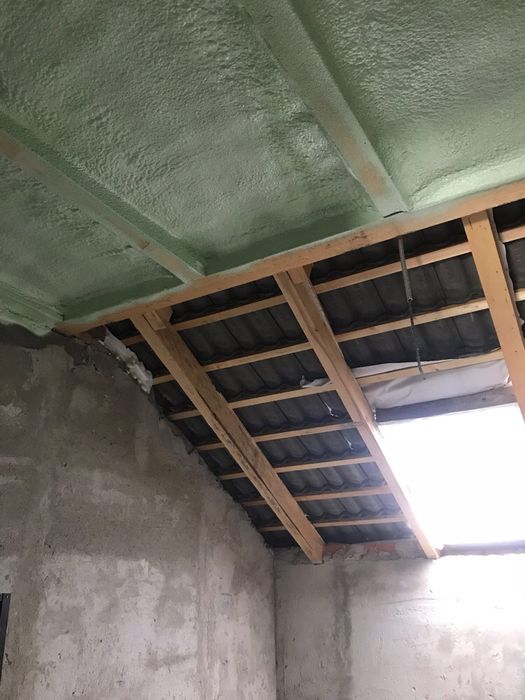 izolatii spuma poliuretanica / Cel mai mic pret