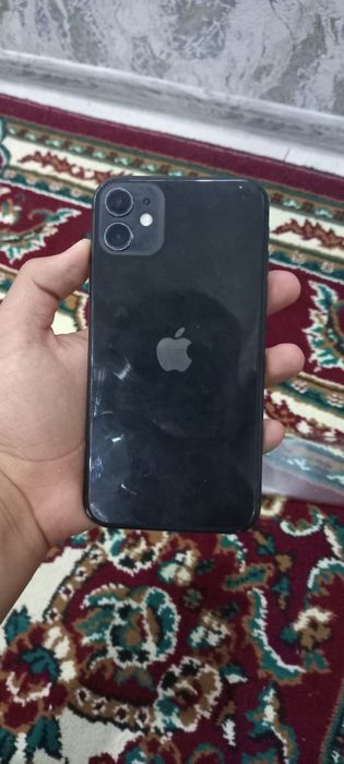 Iphone 11 sotiladi