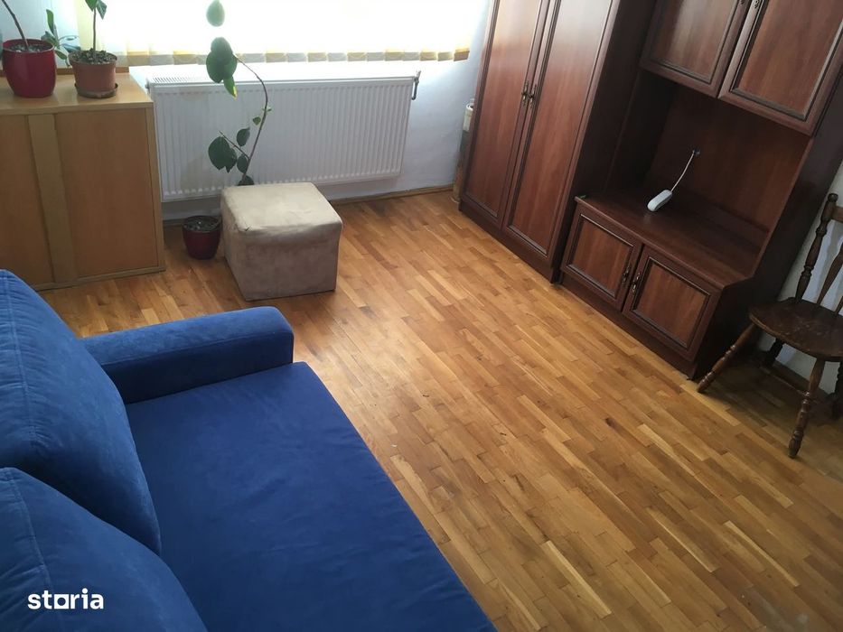 Casa cu 2 camere de închiriat, mobilier inclus