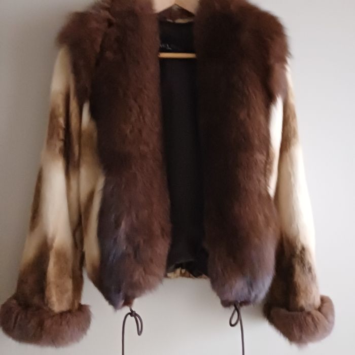 Blana vizon si vulpe