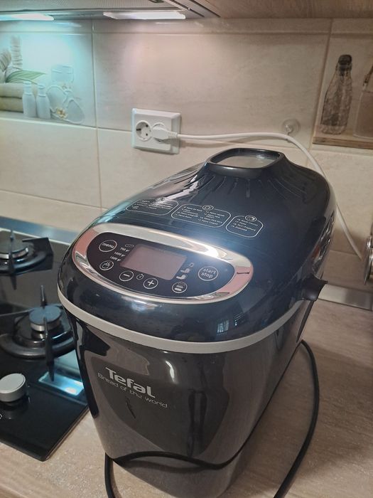 Masina de copt pâine