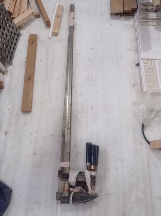 Струбцина металическая