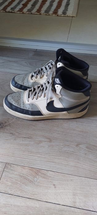 Продавам кецове Nike