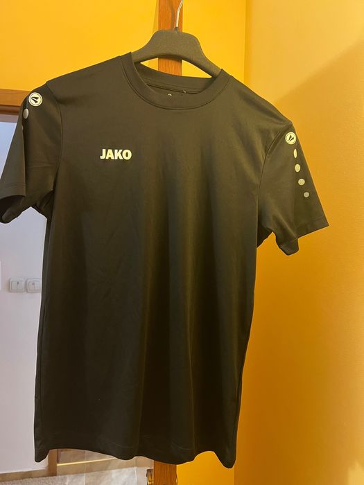 Jako футболен екип