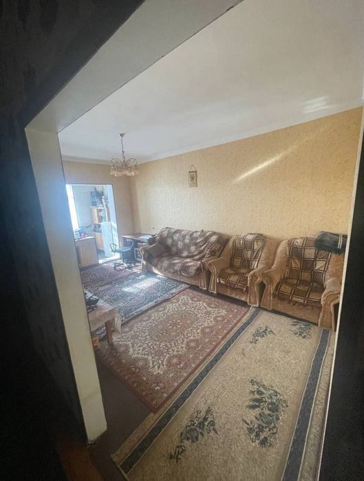 Юнусабад 19кв 2/5/5 Балкон: 2*6