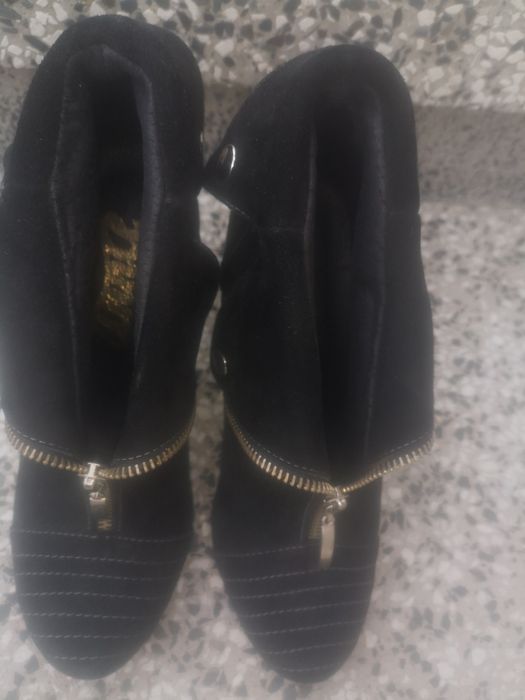 Дамски боти с висок ток , номер 37