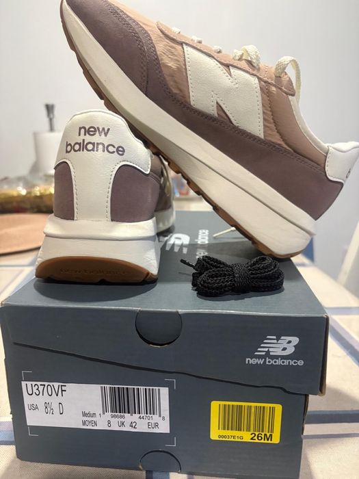 Sneakers low New Balance dama marimea 42