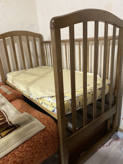 Кроватка маятник