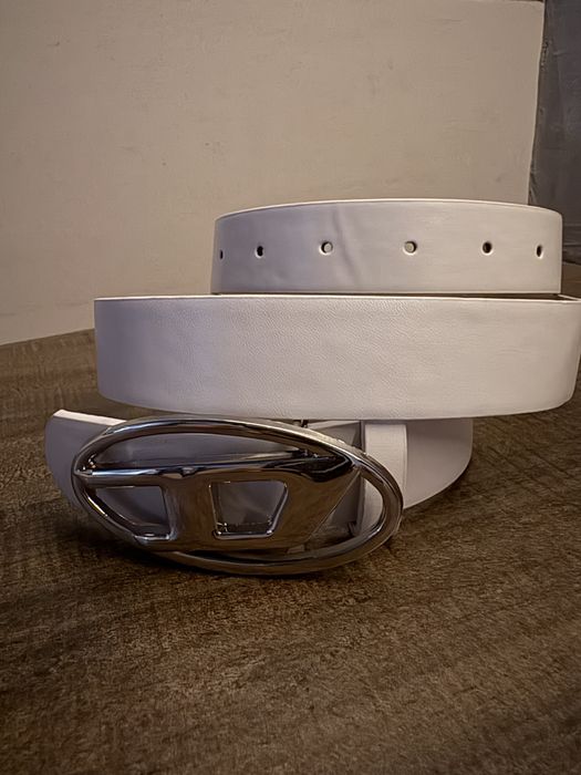 Бял кожен колан Diesel с голяма катарама