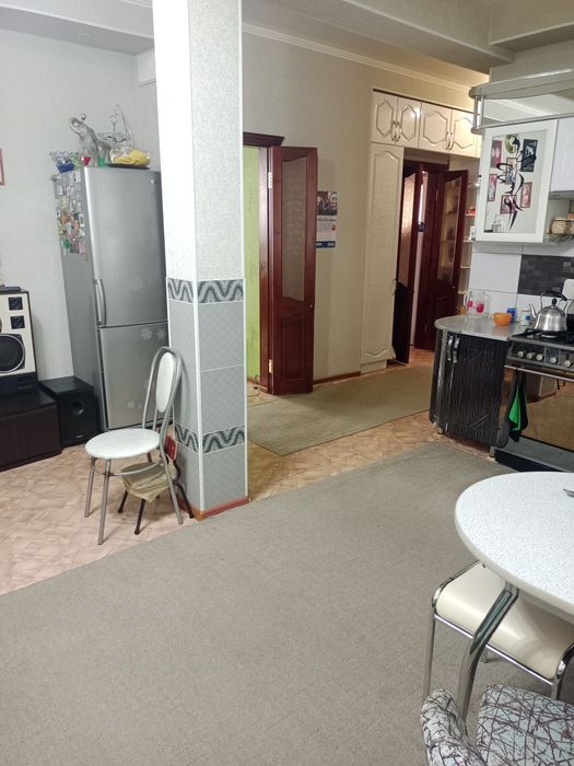 Продам квартиру сталинка