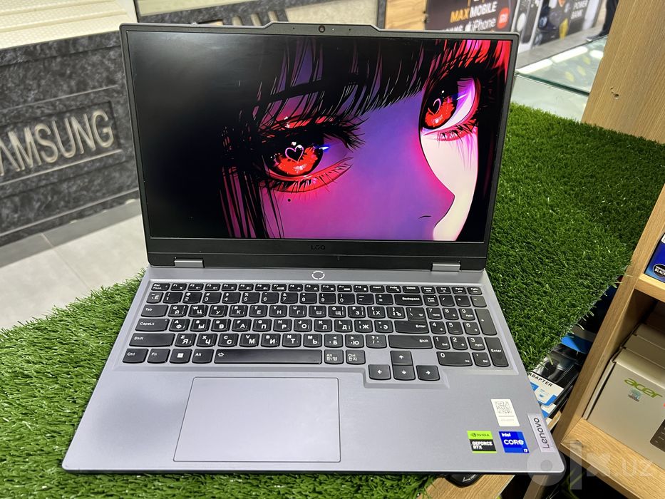 LENOVO LOQ 15 (i7-14700HX | 32GB DDR5 / 1TB SSD / RTX 4060 8GB)