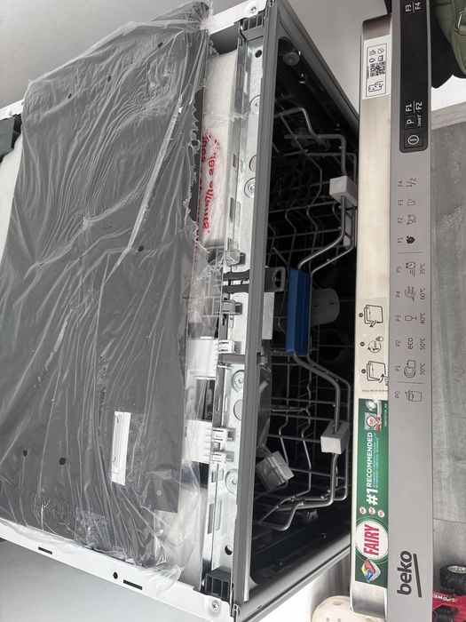 Masina de spalat vase Beko