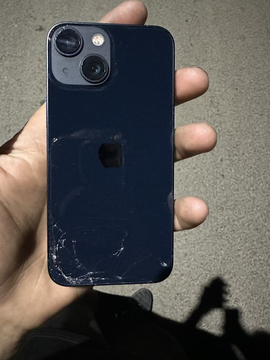 Iphone 13 mini.