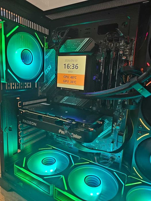 Calculator PC GAMING, INTEL I7 13700KF, 32GB DDR5, RX 9060XT 16GB