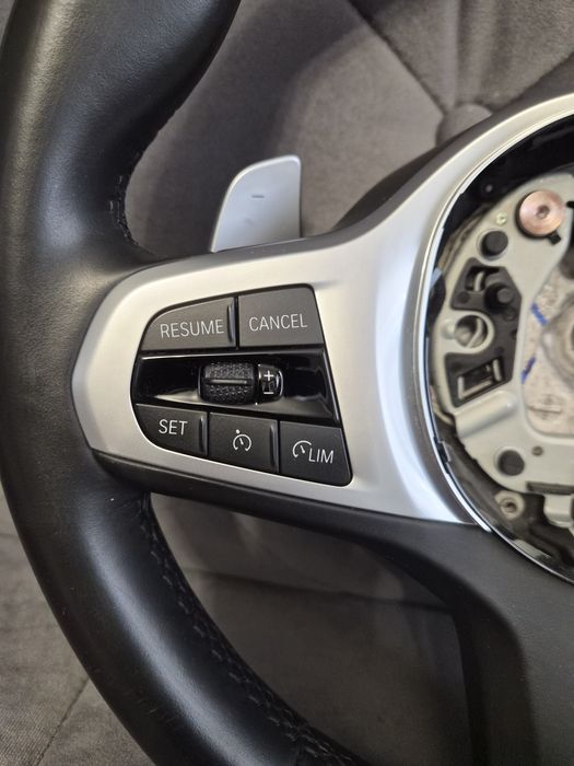 Volan BMW Seria 5 ( G30 )