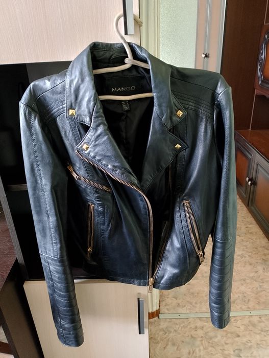 Продам куртки кожанные