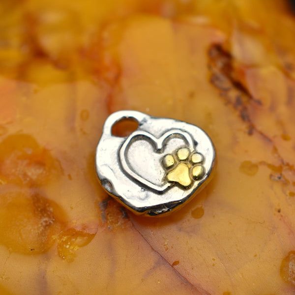 Сребърен медальон 925 Лапичка в сърце –талисман за обич към животните
