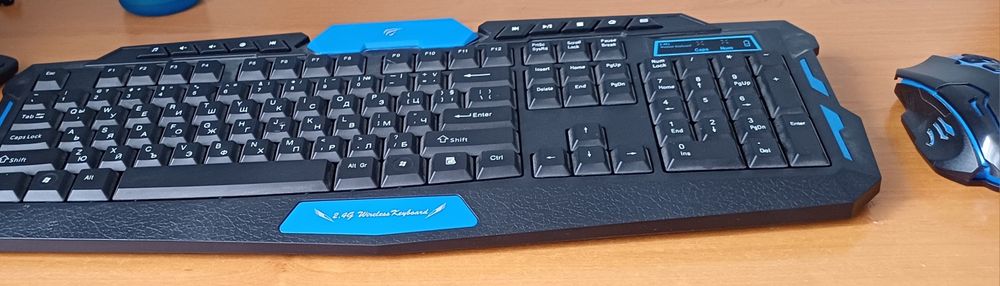 Безжична клавиатура с мишка(комплект)